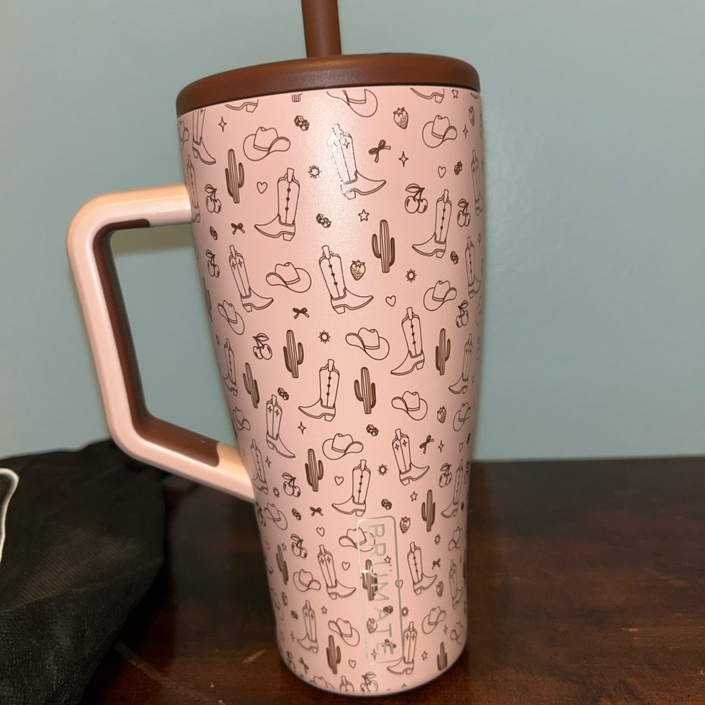 BNIB Brumate 30oz desert dreamer